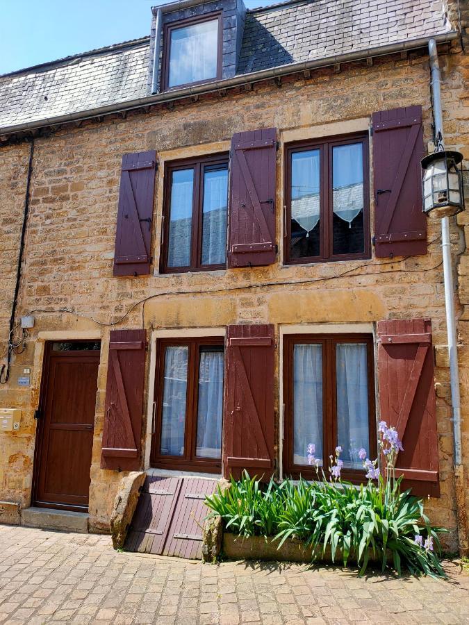 Gite Le Rempart - 3 Etoiles - 6 Personnes - Mouzon  Exterior foto